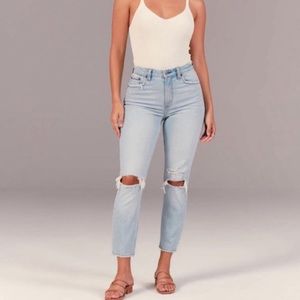 Abercrombie and Fitch Curve Love “The Mom” Jeans